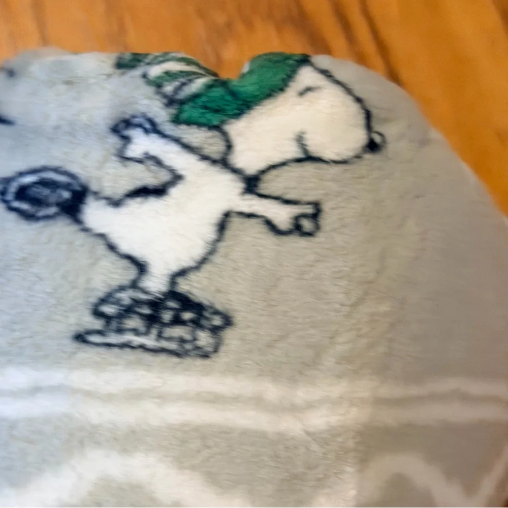 Berkshire x Peanuts Snoopy Fair Isle Grey VelvetLoft Throw NWT